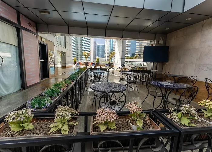 Gulf Oasis Hotel Apartments Fz Llc Dubai